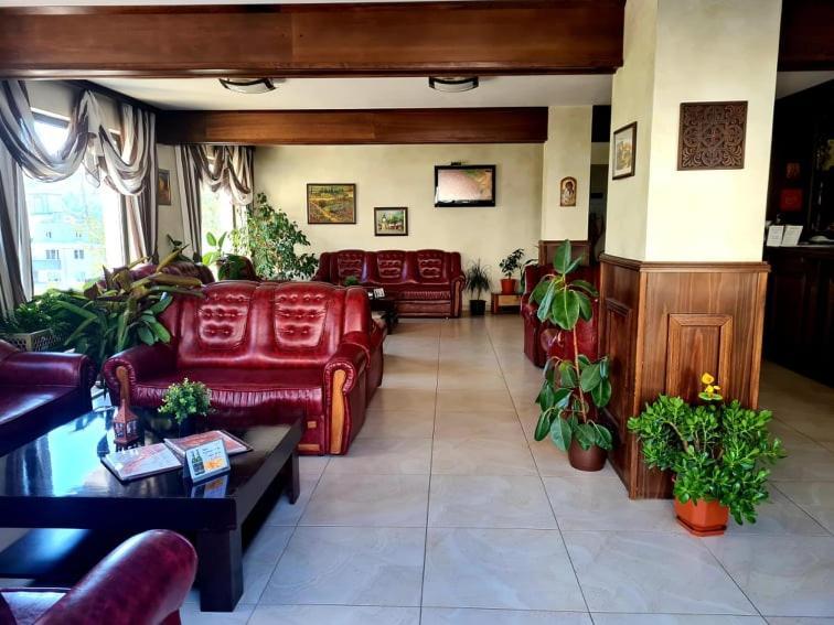 Family Hotel Bela Trjawna Exterior foto